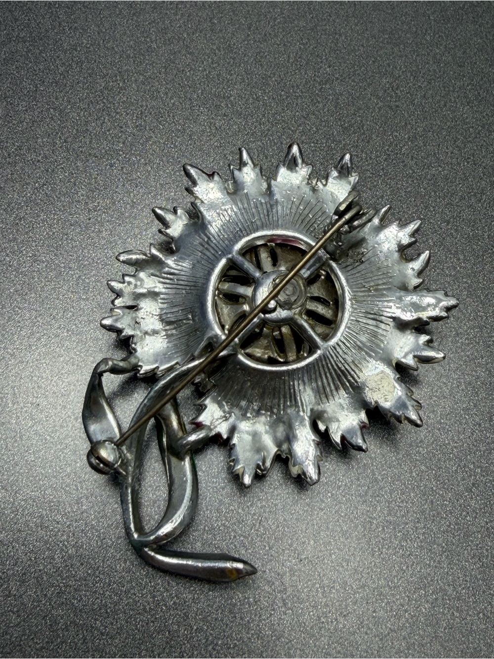 Vintage Purple Enamel Flower Brooch #cz173 - Picture 2 of 3